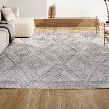 Rih Moroccan Style Diamond Area Rug